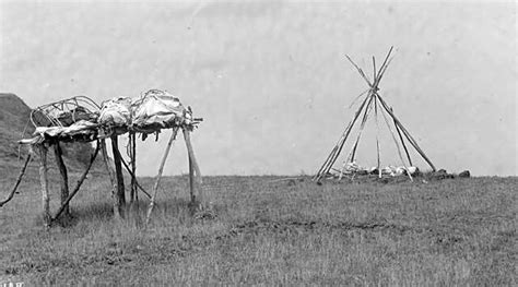 American Indian S History And Photographs Native American Burials And