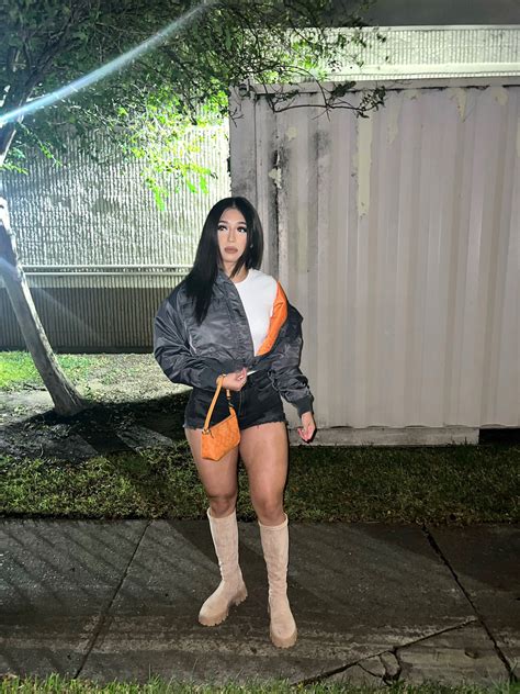 Evelynn On Twitter Brunette Me Https T Co IuK H JyKx Twitter