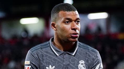 Real Madrid Kylian Mbappé se rinde ante Jude Bellingham tras el