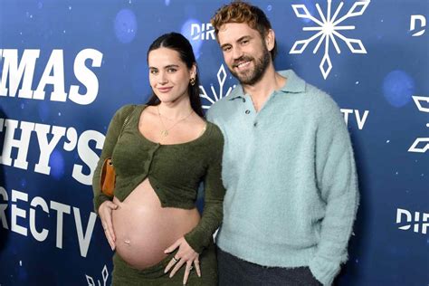 Natalie Joy Displays Growing Baby Bump Says Fianc Nick Viall Has