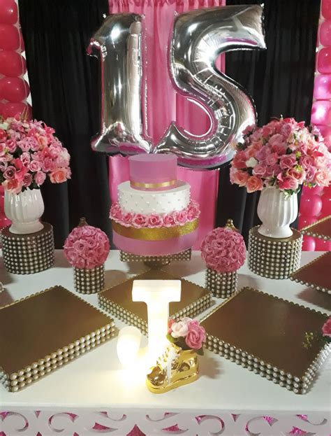 Decoração 15 anos Rosa e Prata Steffanina Decorações de Festas e