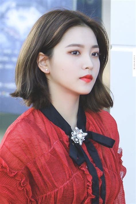 예리 Yeri Red Velvet Red Velvet Velvet Short Hair Styles