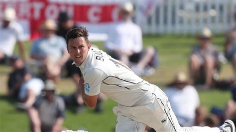 Trent Boult Colin De Grandhomme Ruled Out Of Second Test With Injury