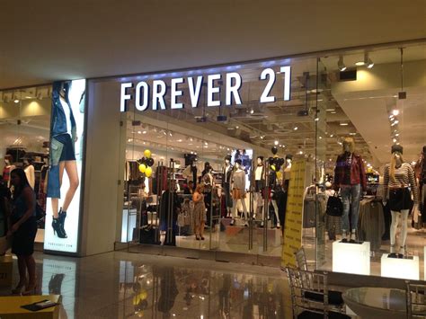 Forever 21 Will Close 200 Stores – SR Now