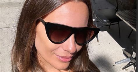 Pampita y su look neo romántico para recorrer Nueva York