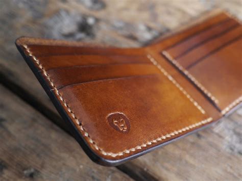 Bifold Leather Wallet - Walnut Brown – Kingsley Leather