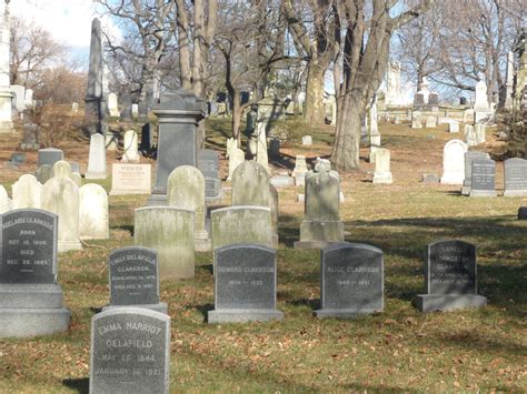 A Photographic Trip To Green Wood Cemetery Part 1