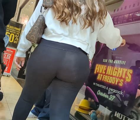 Phat Culo Latina Milf At Mall See Thru Leggings Bbw Spandex Leggings Yoga Pants Forum