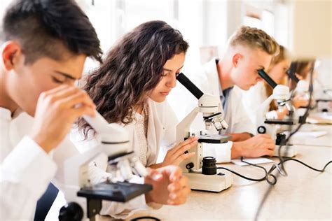 10 Best Biology Colleges In The U S