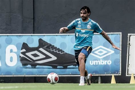 Ricardo Goulart Aparece No Bid E Pode Estrear No Santos No Cl Ssico