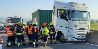 Lkw Unfall auf der A1 sorgte für Stau im Frühverkehr oe24 at