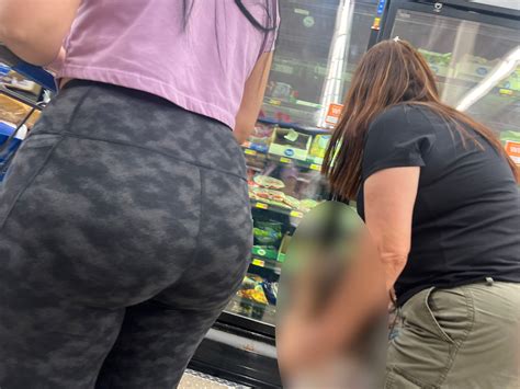 Thick Latina Milf Oc Spandex Leggings Yoga Pants Forum