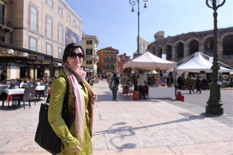 Tourist Woman In Verona Stock Image Image Of Shakespeare 52783387