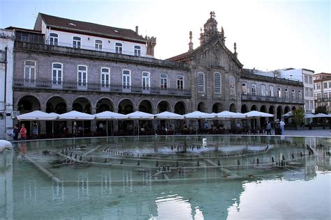 praca da republica braga nomads travel guide