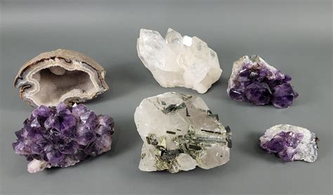 Mineralien Konvolut Turmaline In Bergkristall Amethyst Kristall