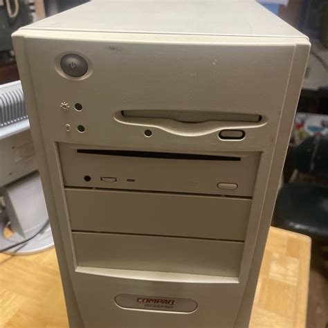 Vintage Compaq Deskpro 4000 Vintage Pc Computer No Hdos No Bios Nice