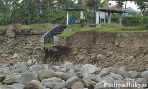 Saluran Irigasi Cibutul Tidak Berfungsi