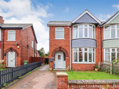 3 Bed Semi Detached House For Sale In Norwood Avenue Scunthorpe Dn15