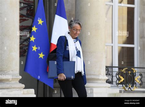 Weekly Cabinet Meeting Paris Stock Photo Alamy