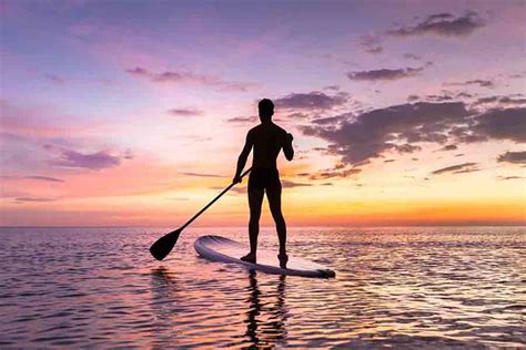 Paddle Boarding Six Exercises To Prep You For The Paddleboard Men S