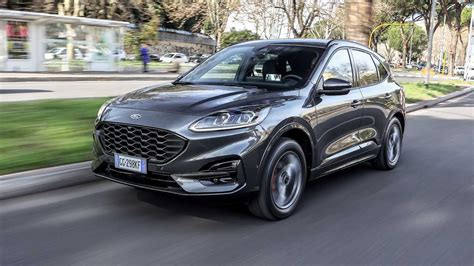 Ford Kuga Dimensioni E Bagagliaio Del Suv Compatto Ma Non Troppo