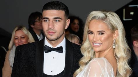 Love Island Stars Molly Mae Hague And Tommy Fury Announce Pregnancy On