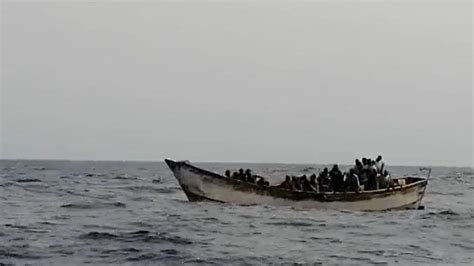 Crisis Migratoria Marruecos Intercepta En El Sáhara Dos Pateras Con