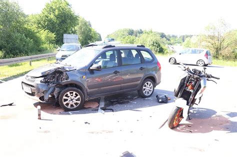 Motorradfahrer Bei Unfall Nahe Strandbad Schwer Verletzt