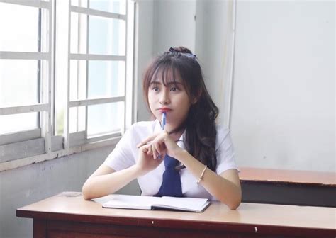 Cô gái 19 tuổi được gọi là hot girl quảng cáo dù chỉ cao 1 6 m Gương mặt trẻ ZNEWS VN