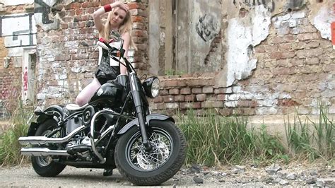 Free Shaved Cunt Porn Videos XHamster