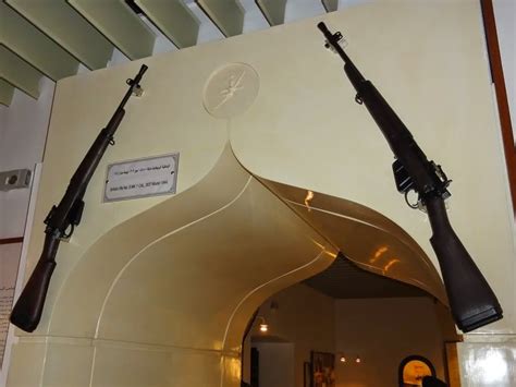 Amazing Oman Sultan S Armed Forces Museum