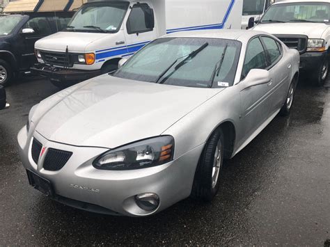 2006 Pontiac Grand Prix 3800 4dr Sport Coupe Silver Vin