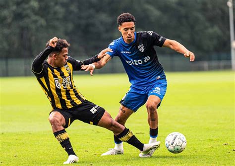 Heracles Almelo Boekt Oefenzege Op Vitesse Heracles Almelo