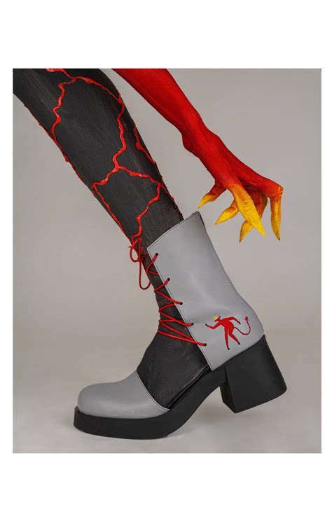 Сумка Dior, пуховик Moncler и еще 11 вещей, которые нужно купить сейчас ...