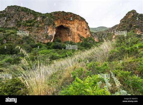 Paysage De La R Serve Naturelle De Zingaro Et La Grotte Grotta Dell