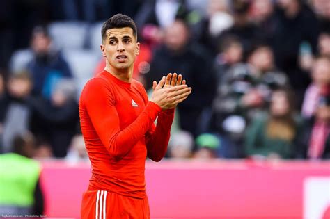 Bar A Cancelo Pr Vient Les Supporters