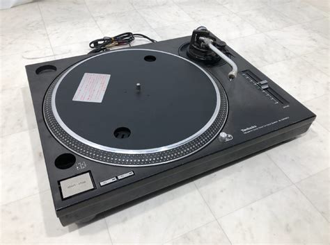 【やや傷や汚れあり】technics テクニクス Sl 1200mk3 ターンテーブル レコードプレーヤー E111c688の落札情報詳細