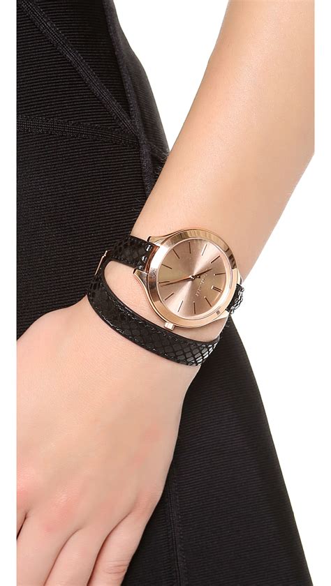 Ut Lmodig Budsjett Metafor Michael Kors Gold Wrist Black Clock Jury