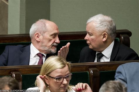 S Awomir Sierakowski Macierewicz Ma Haka Na Kaczy Skiego Wp Wiadomo Ci