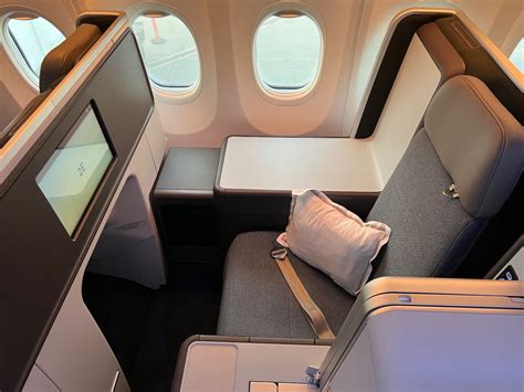 Review Flydubai Business Class Boeing Max Dxb Beg One Mile At