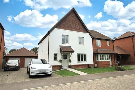 Pembers Hill Drive Eastleigh So50 4 Bed Semi Detached House £499 950