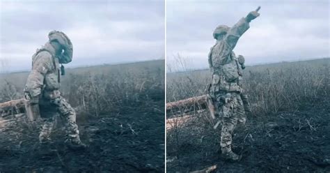 Soldado Ucraniano Dan A Ao Som De Michael Jackson Para Tranquilizar