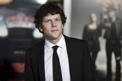 Hulu Series Jesse Eisenberg Online Fast Lisa Unibo It