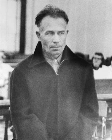 "Monster" auf Netflix: Die Verbrechen von Ed Gein im Faktencheck | GLAMOUR