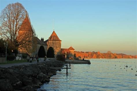 Top Châteaux (Castles & Fortresses) to Visit on Lake Geneva