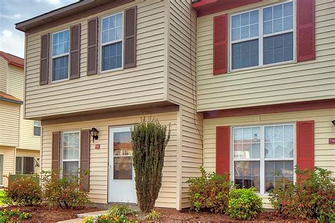 Pepperwood Townhomes Apartments Portsmouth Va 23703