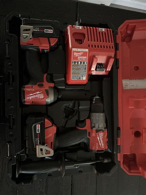 Milwaukee M Fuel Tool Hammer Drill Impact Driver Combo Kit