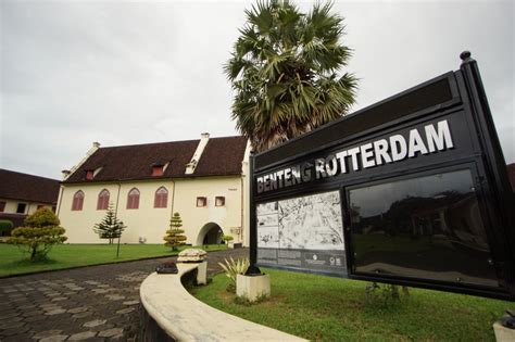 Benteng Fort Rotterdam Mengurai Sejuta Kisah Bangunan Tua Di Pesisir