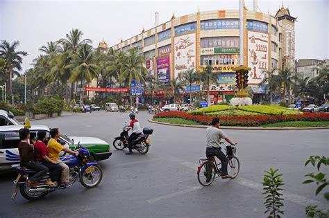 Jinghong City Centre Xishuangbanna Pictures China In Global Geography