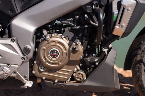 Bajaj Dominar 400 (Баджадж Доминар) - ціни, відгуки, характеристики ...